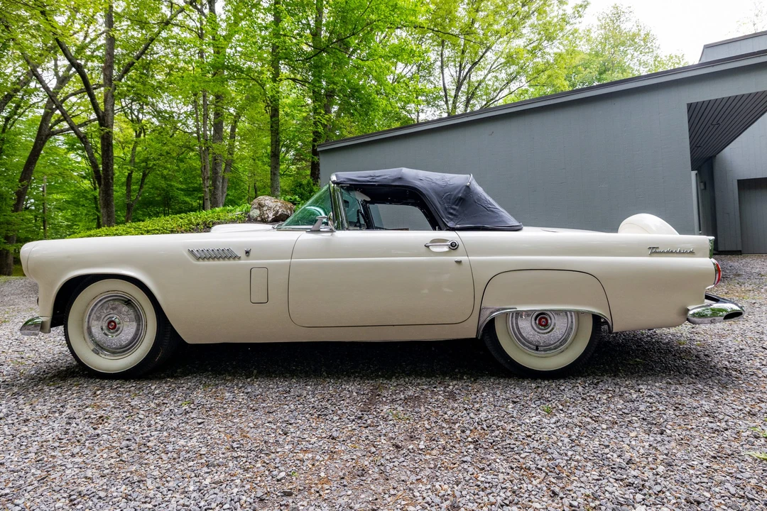 1956 Ford Thunderbird 1st Gen - Image 23 of 31