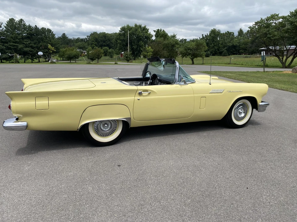 1957 Ford Thunderbird 1st Gen - Image 8 of 31