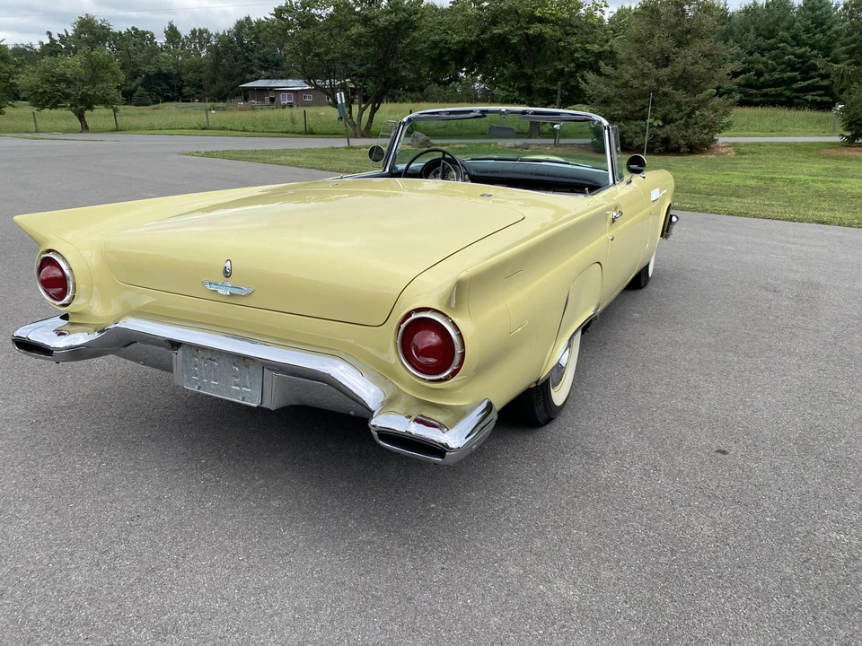 1957 Ford Thunderbird 1st Gen - Image 12 of 31