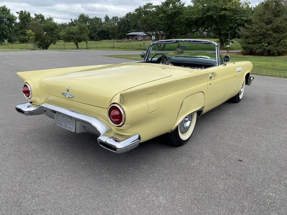 1957 Ford Thunderbird 1st Gen - Image 11 of 31