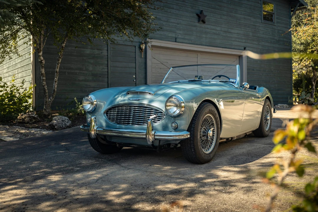 1960 Austin-Healey 3000 Mark I - Image 2 of 31