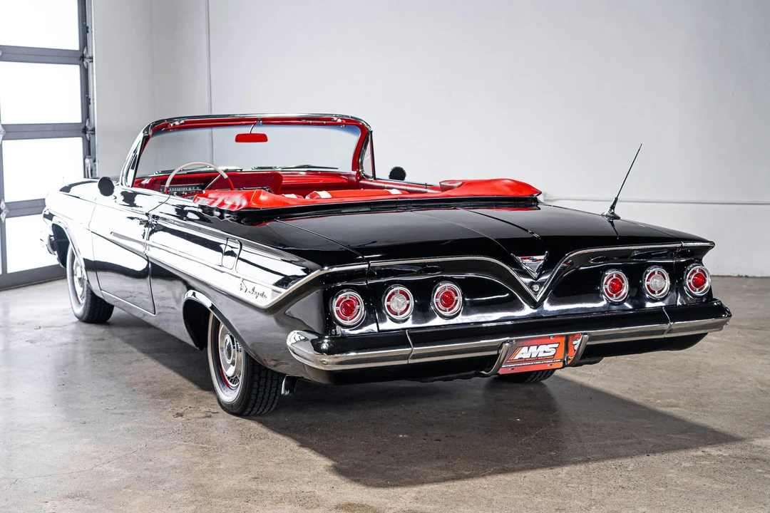 1961 Chevrolet Impala 3rd Gen - Image 20 of 31