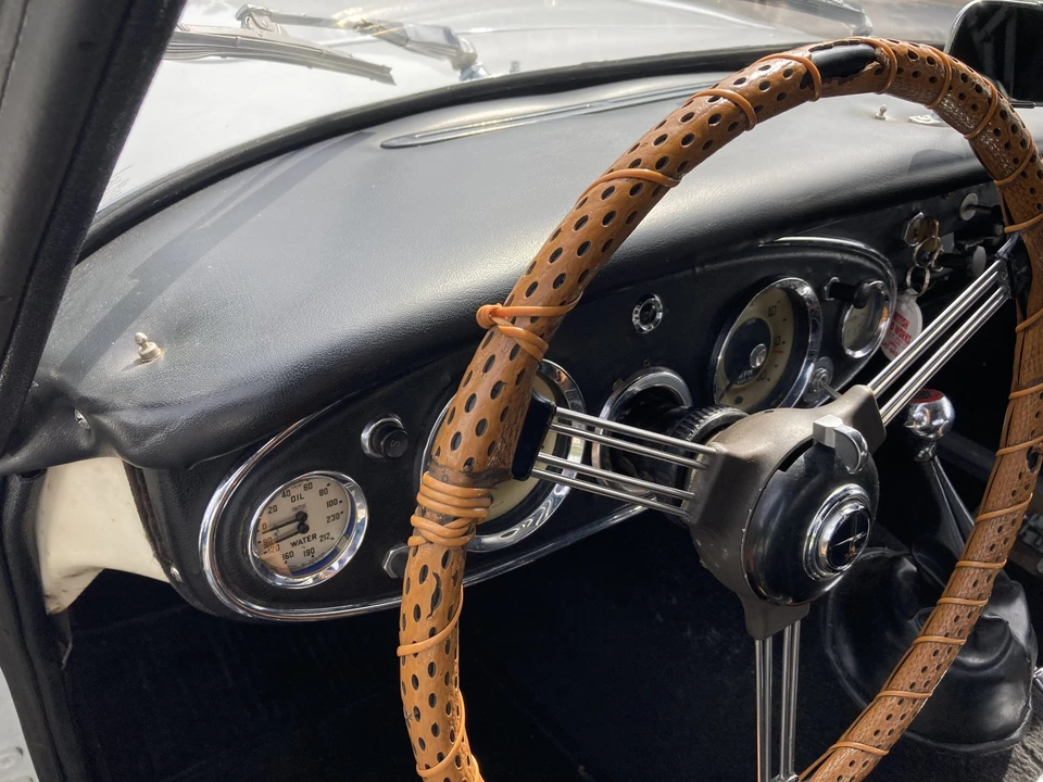1963 Austin-Healey 3000 Mark II - Image 25 of 31