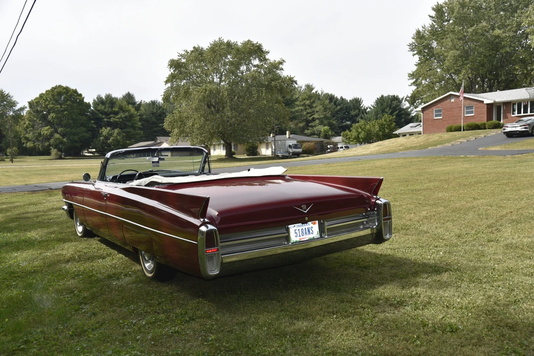 1963 Cadillac Series 62 6th Gen - Image 14 of 31