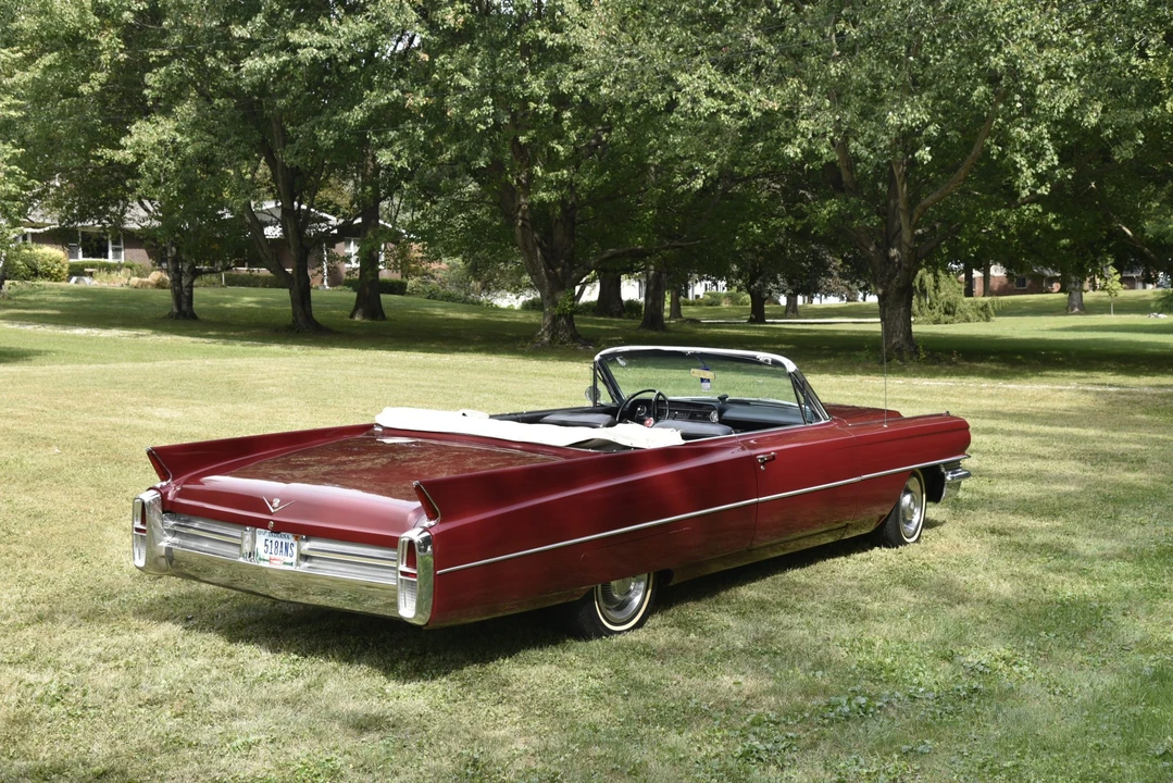 1963 Cadillac Series 62 6th Gen - Image 19 of 31