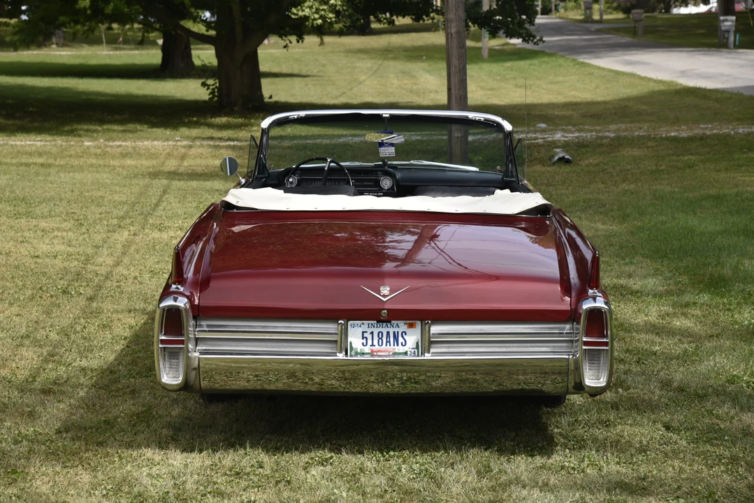 1963 Cadillac Series 62 6th Gen - Image 17 of 31