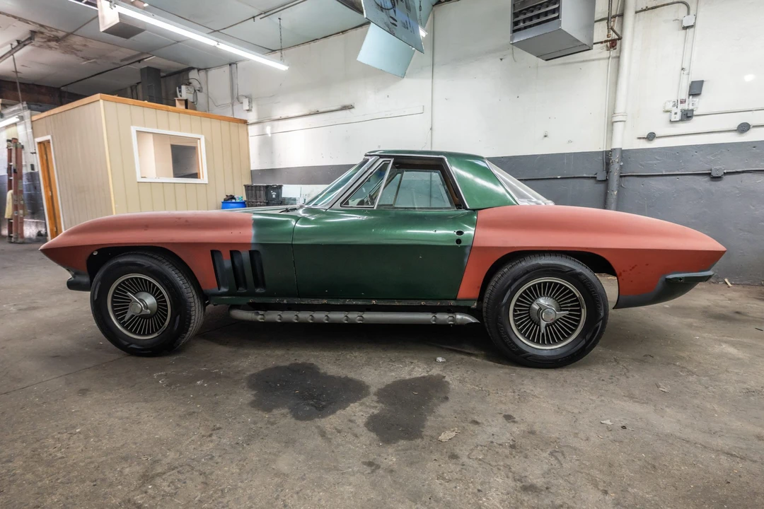 1965 Chevrolet Corvette C2 - Image 6 of 31