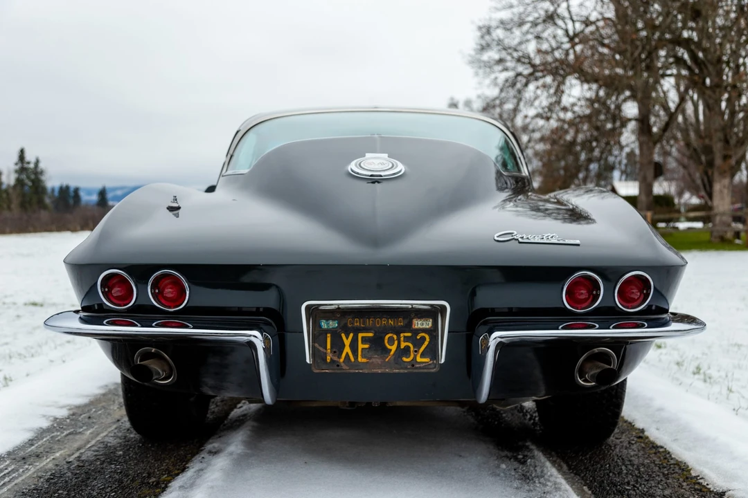 1965 Chevrolet Corvette C2 - Image 4 of 31