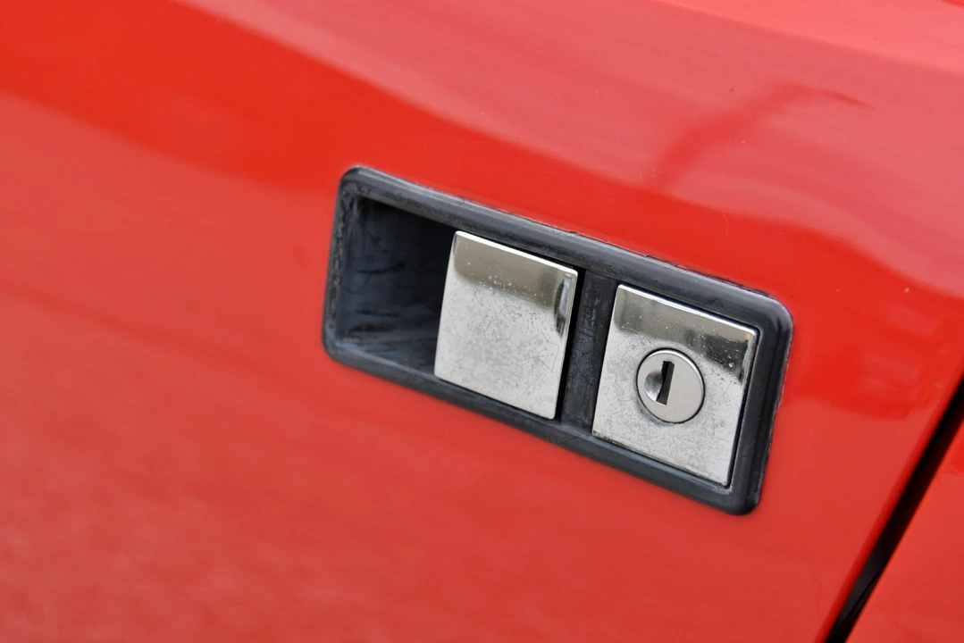 1972 DeTomaso Pantera - Image 15 of 31