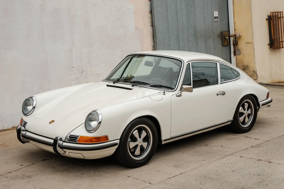 1972 Porsche 911 T F-Body LWB - Image 2 of 6