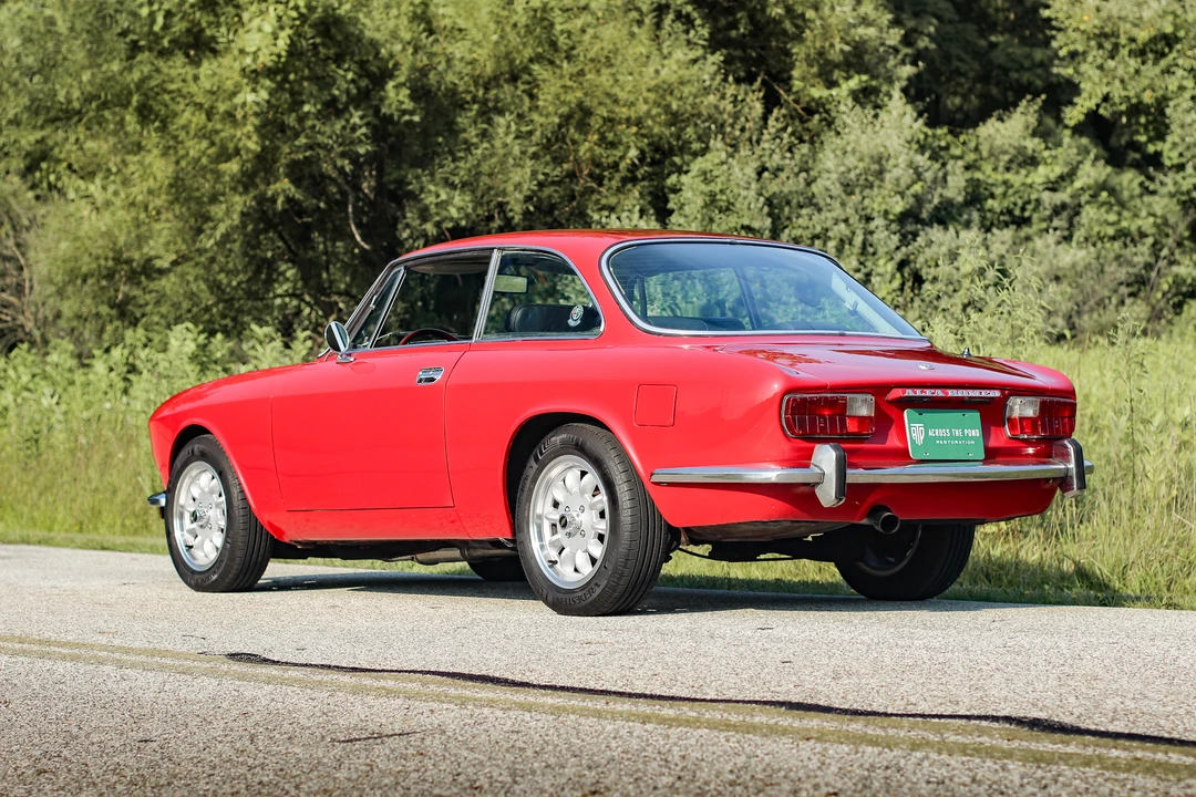 1974 Alfa Romeo 2000 GT Veloce - Image 18 of 31