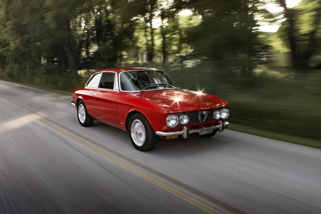 1974 Alfa Romeo 2000 GT Veloce - Image 30 of 31