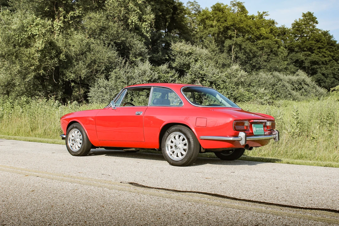 1974 Alfa Romeo 2000 GT Veloce - Image 20 of 31