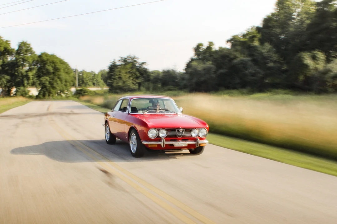 1974 Alfa Romeo 2000 GT Veloce - Image 24 of 31