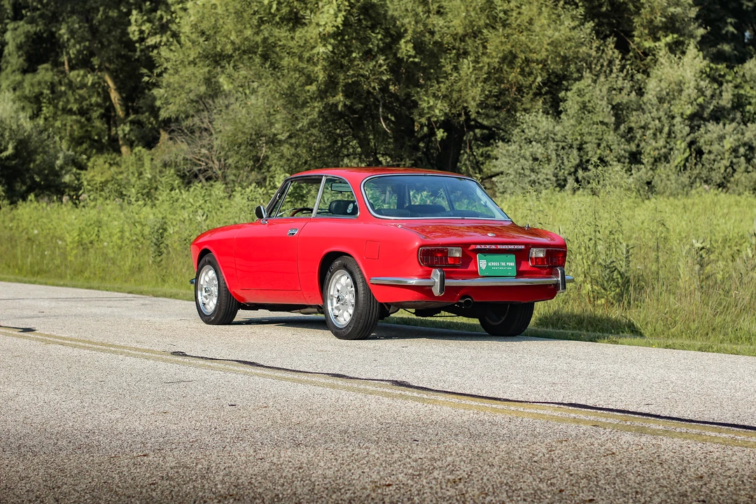 1974 Alfa Romeo 2000 GT Veloce - Image 19 of 31