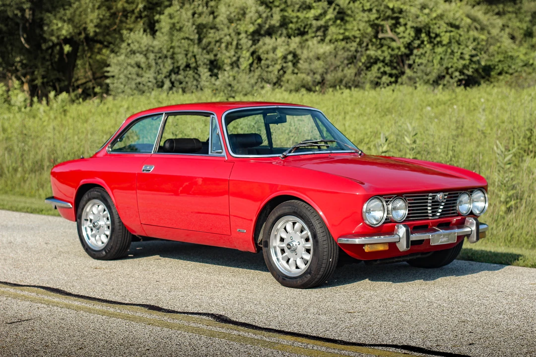 1974 Alfa Romeo 2000 GT Veloce - Image 7 of 31