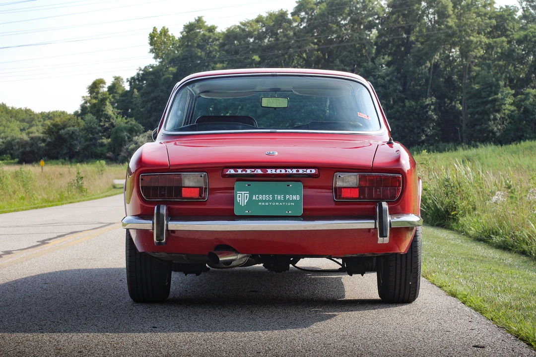 1974 Alfa Romeo 2000 GT Veloce - Image 15 of 31