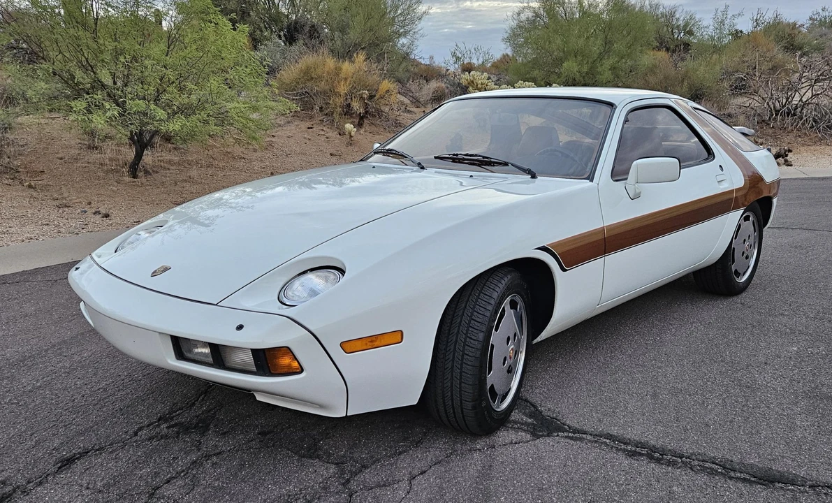 1979 Porsche 928 - Image 2 of 31