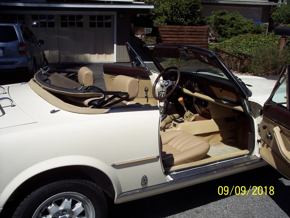 1982 Fiat 124 Sport Spider - Image 29 of 31
