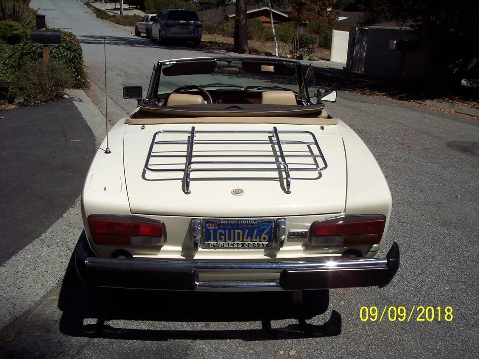 1982 Fiat 124 Sport Spider - Image 13 of 31
