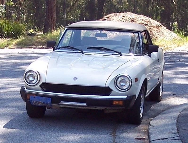 1982 Fiat 124 Sport Spider - Image 7 of 31