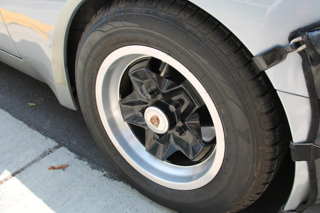 1983 Porsche 944 - Image 25 of 31