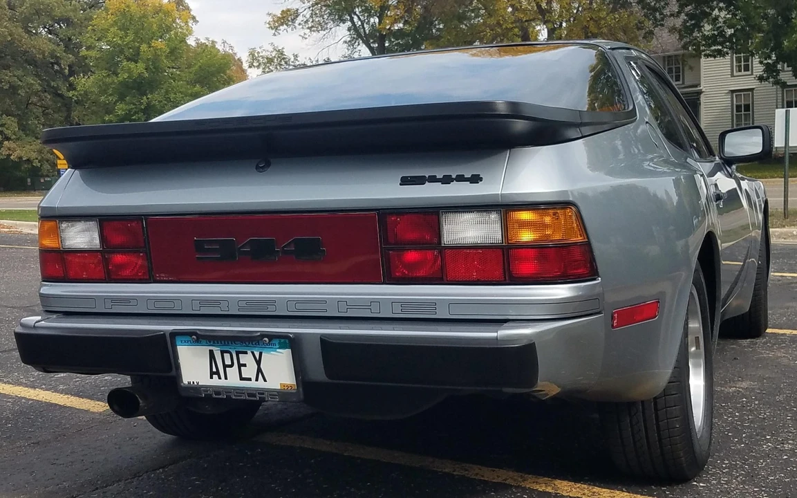 1983 Porsche 944 - Image 9 of 31