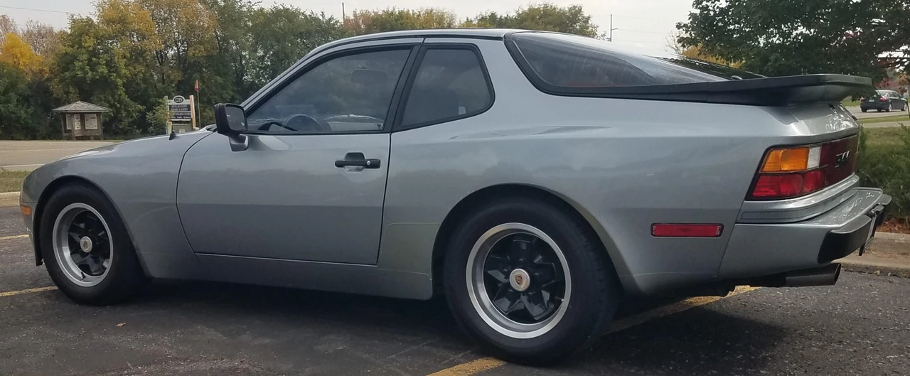 1983 Porsche 944 - Image 12 of 31