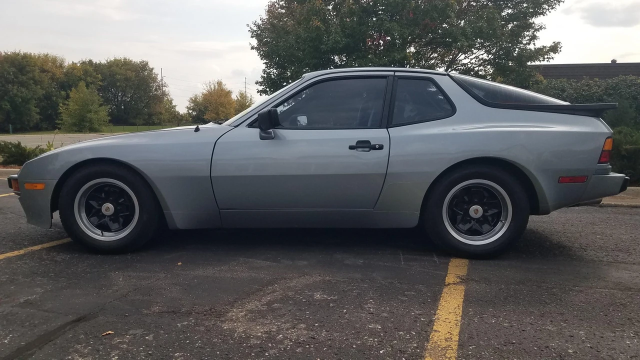1983 Porsche 944 - Image 14 of 31