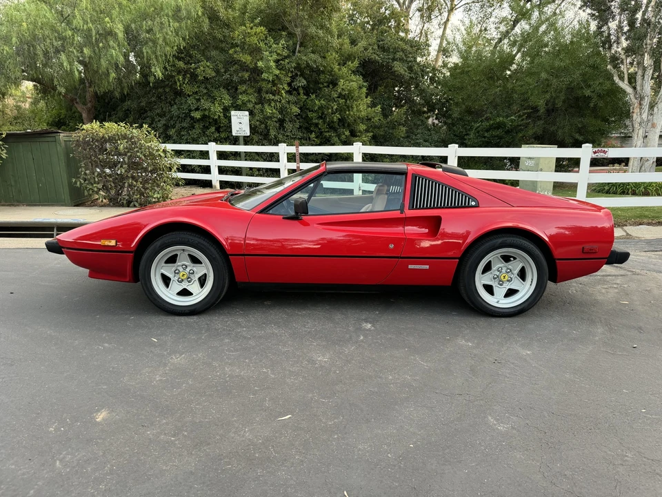 1984 Ferrari 308 GTS QV - Image 3 of 31