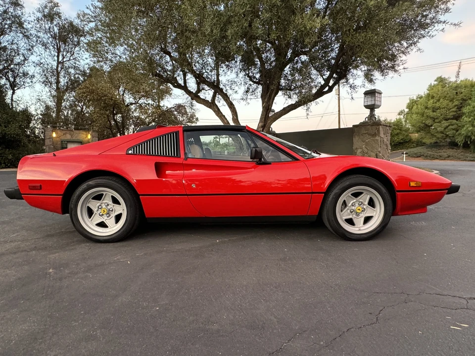 1984 Ferrari 308 GTS QV - Image 11 of 31