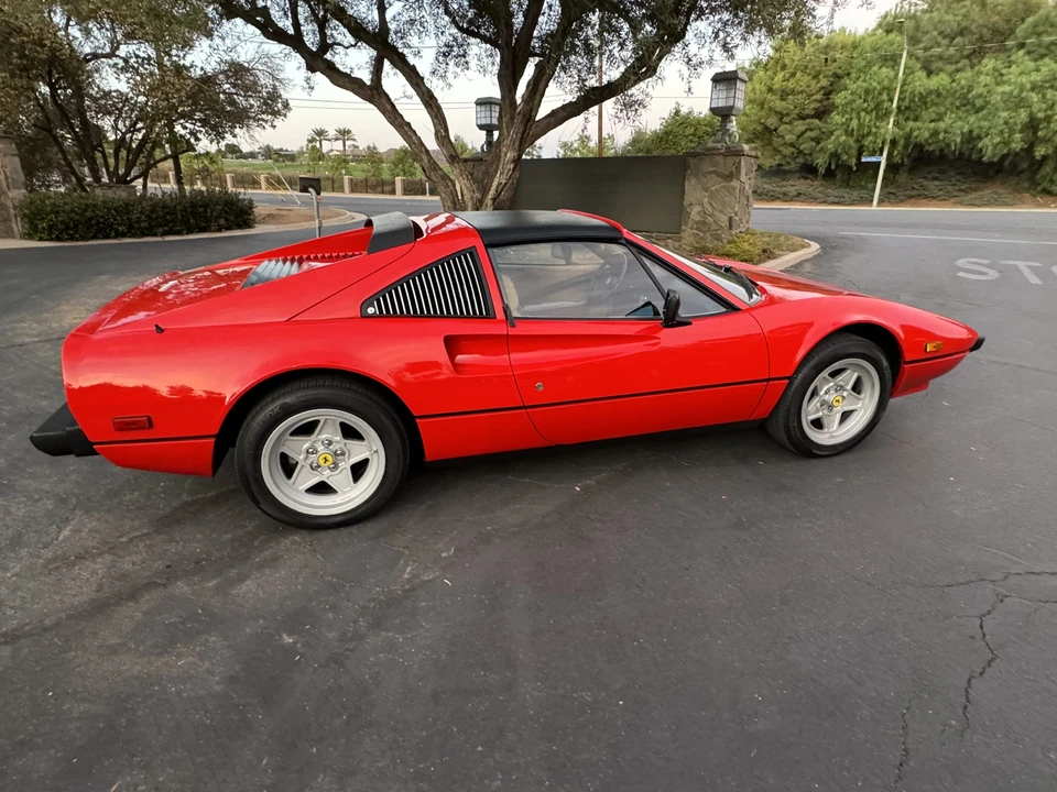 1984 Ferrari 308 GTS QV - Image 10 of 31