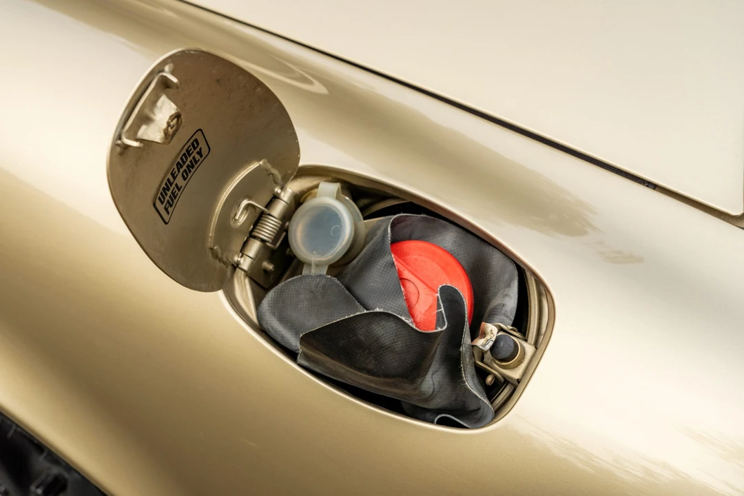 1984 Porsche 911 Carrera 3.2 - Image 25 of 31