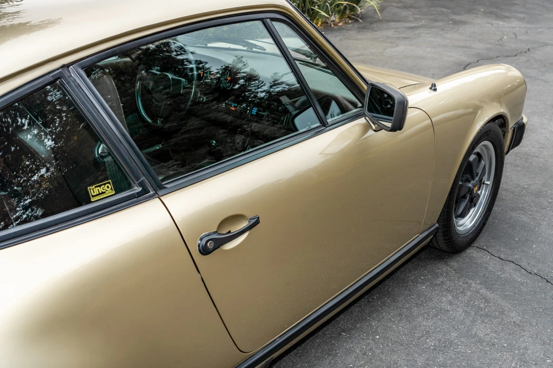 1984 Porsche 911 Carrera 3.2 - Image 15 of 31