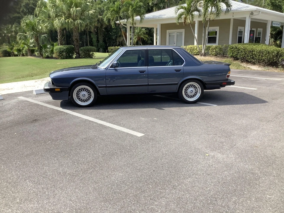 1985 BMW E28 5 Series - Image 4 of 31