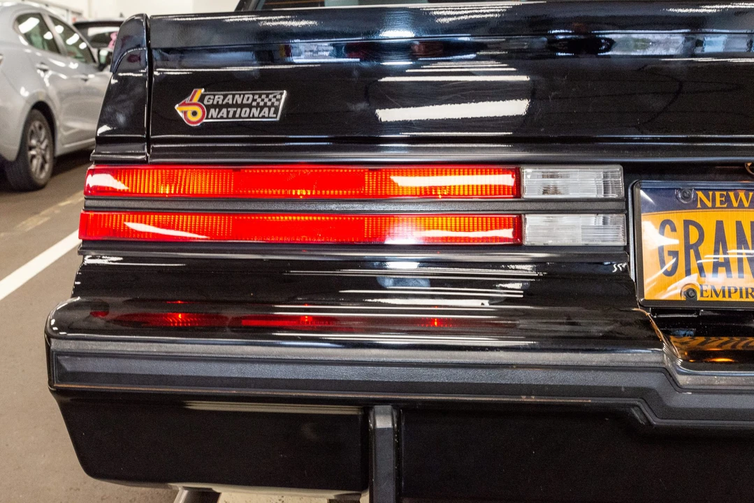 1986 Buick Grand National - Image 26 of 31
