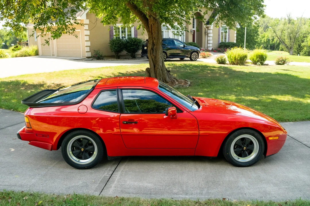 1986 Porsche 944 Turbo - Image 14 of 31
