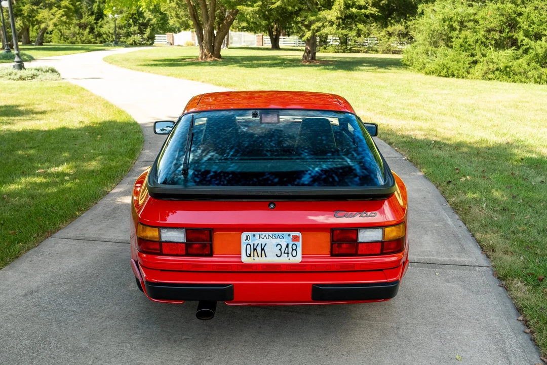 1986 Porsche 944 Turbo - Image 16 of 31