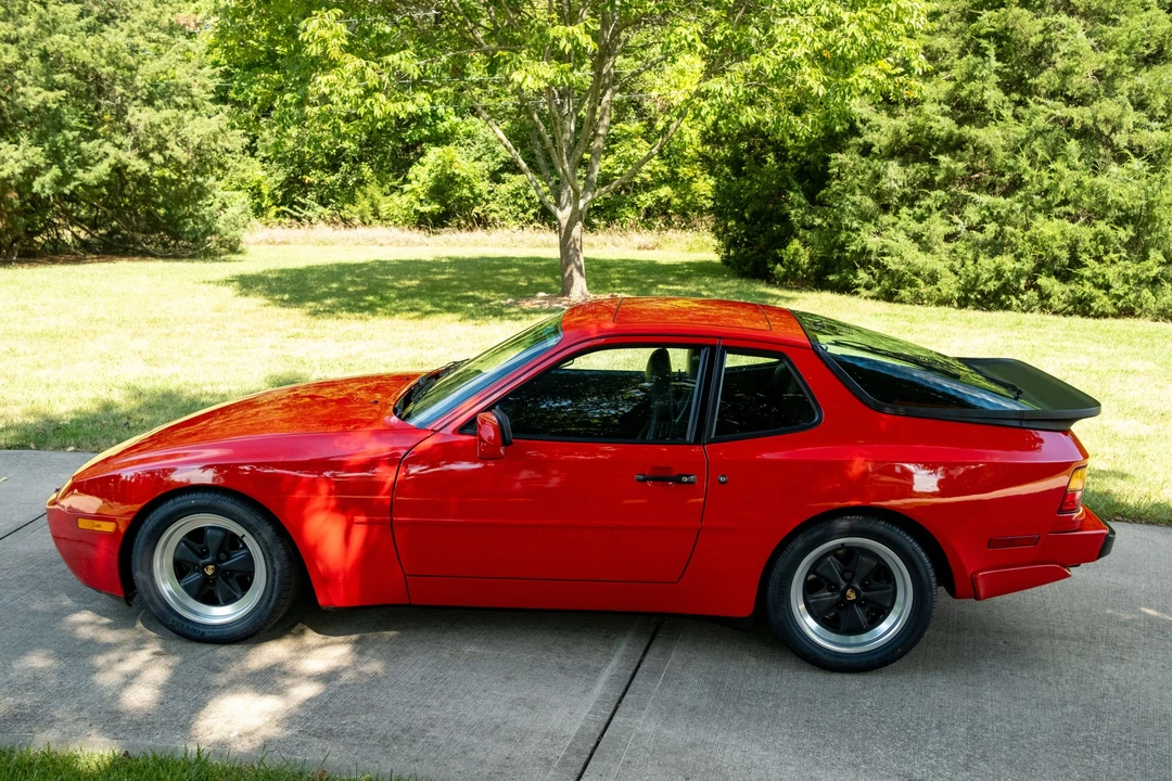 1986 Porsche 944 Turbo - Image 18 of 31