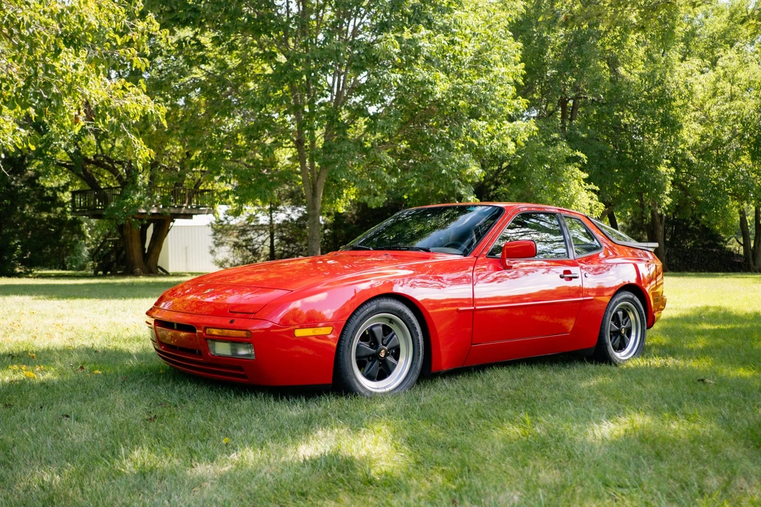 1986 Porsche 944 Turbo - Image 19 of 31