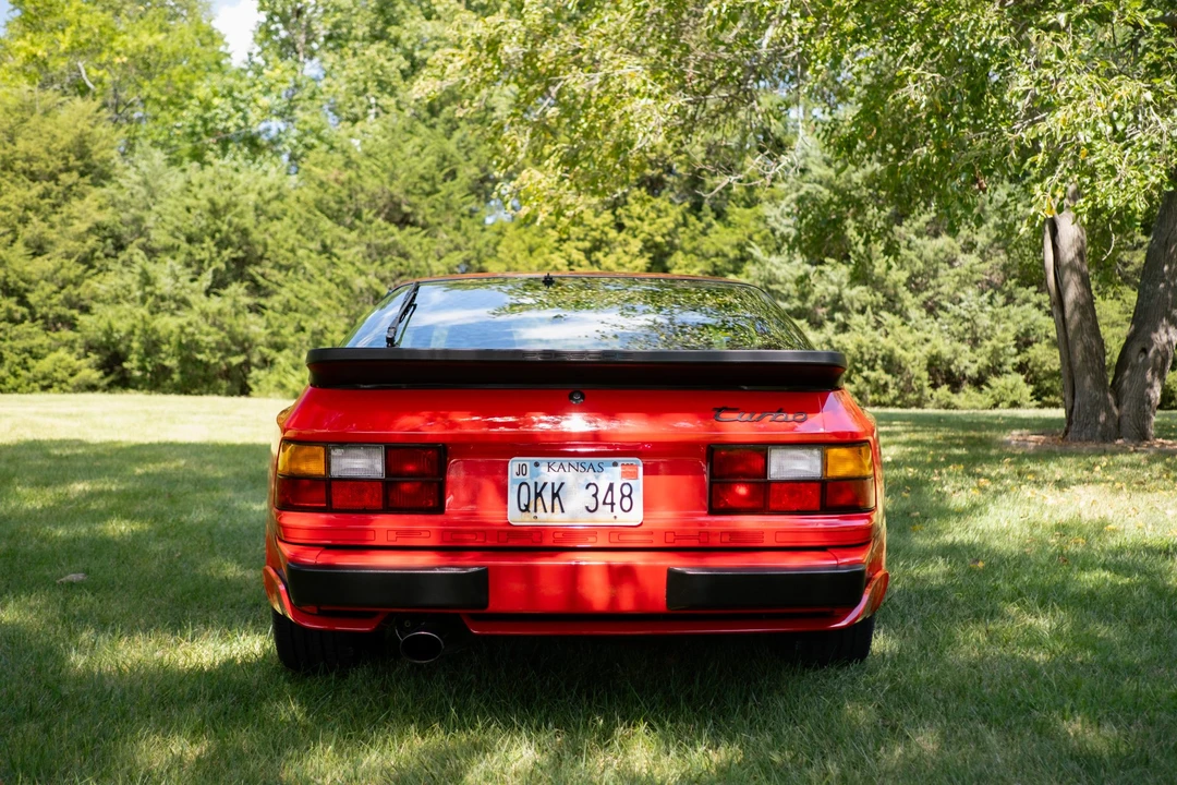 1986 Porsche 944 Turbo - Image 24 of 31