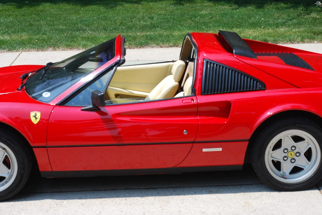 1987 Ferrari 328 GTS - Image 13 of 31