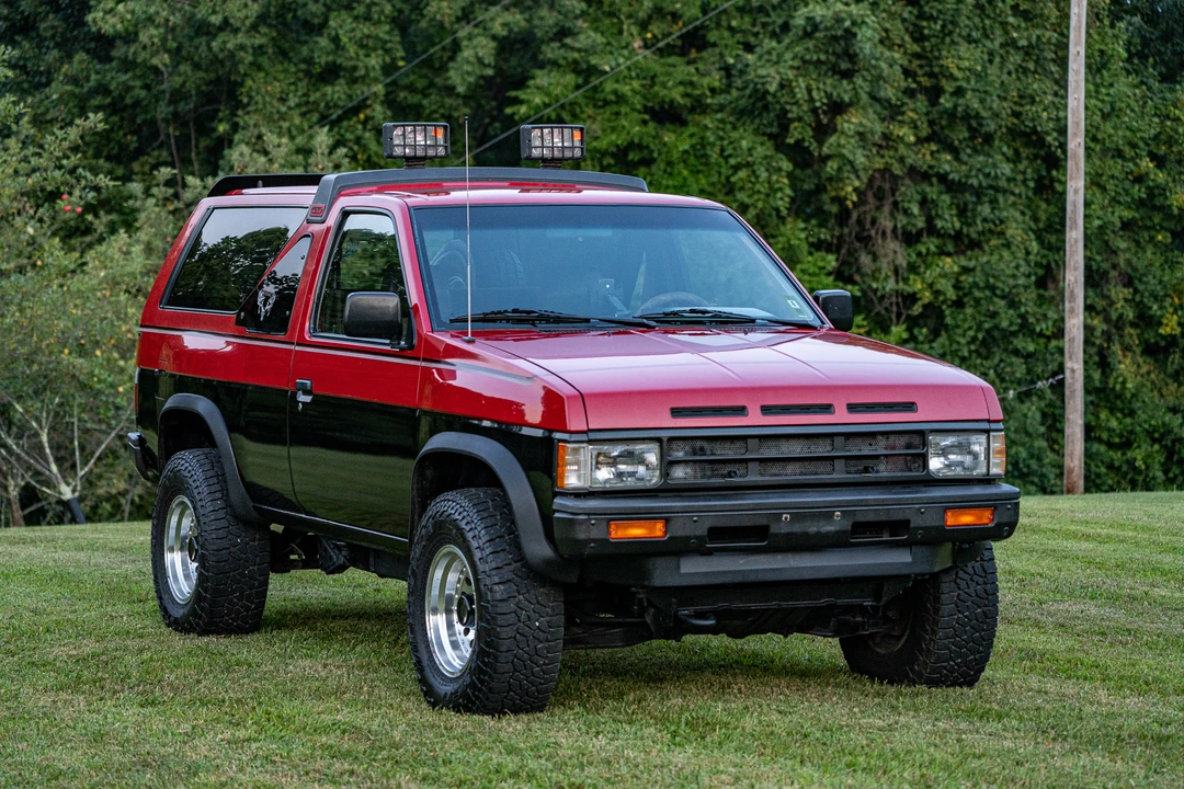1987 Nissan Pathfinder 1st Gen - Image 7 of 31