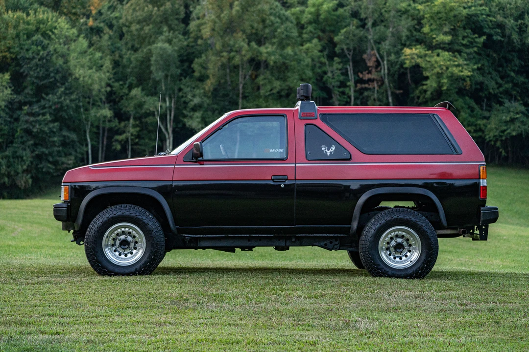 1987 Nissan Pathfinder 1st Gen - Image 19 of 31