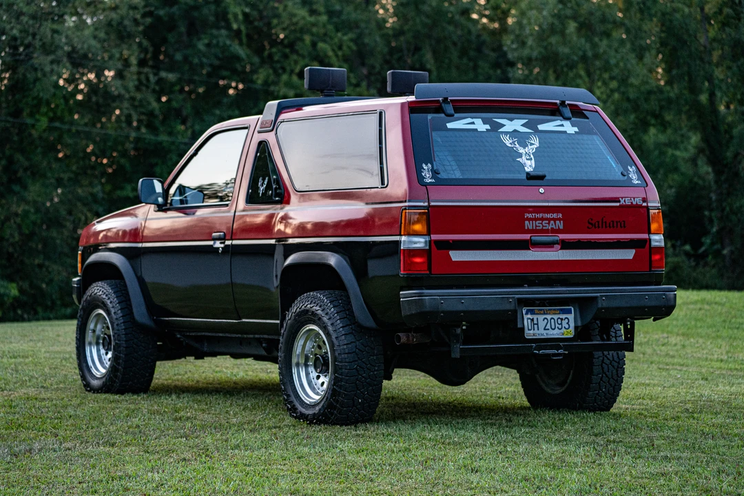 1987 Nissan Pathfinder 1st Gen - Image 17 of 31