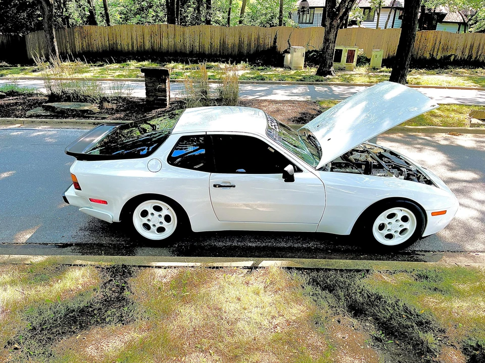 1987 Porsche 944 Turbo - Image 14 of 31