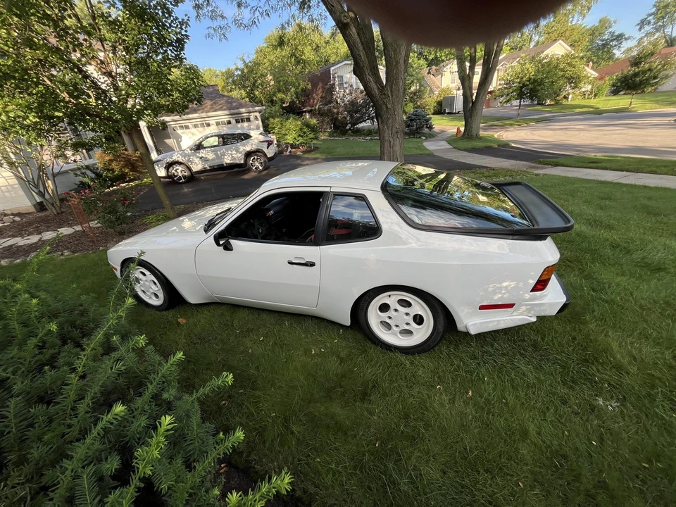 1987 Porsche 944 Turbo - Image 12 of 31