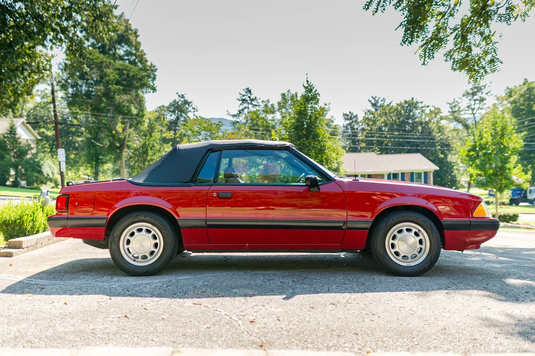 1988 Ford Mustang 3rd Gen - Image 3 of 31
