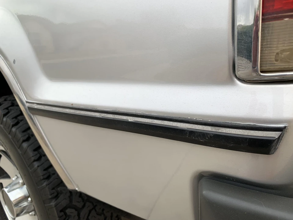1988 Isuzu Trooper - Image 13 of 31