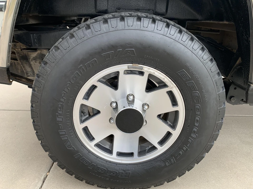 1988 Isuzu Trooper - Image 17 of 31